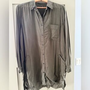 Black Tape Olive Button-Up Tunic Length Shirt